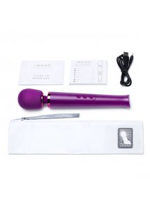 Masażer - Le Wand  Petite Rechargeable Vibrating Massager Wiśniowy