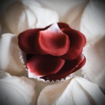 Rose Petal Explosion - Perfumowane płatki róż